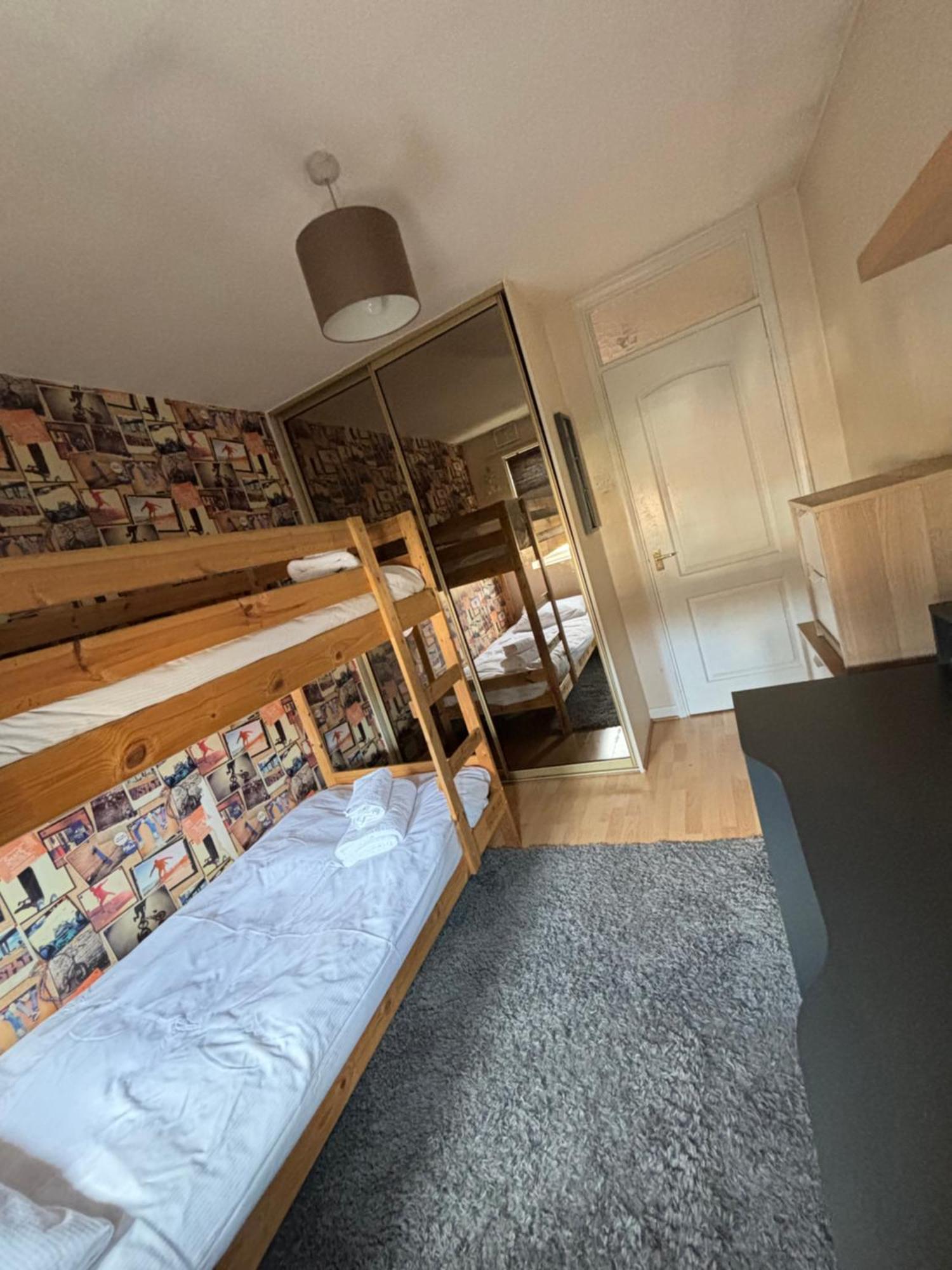 City Airport Serviced House Casa vacanze Londra