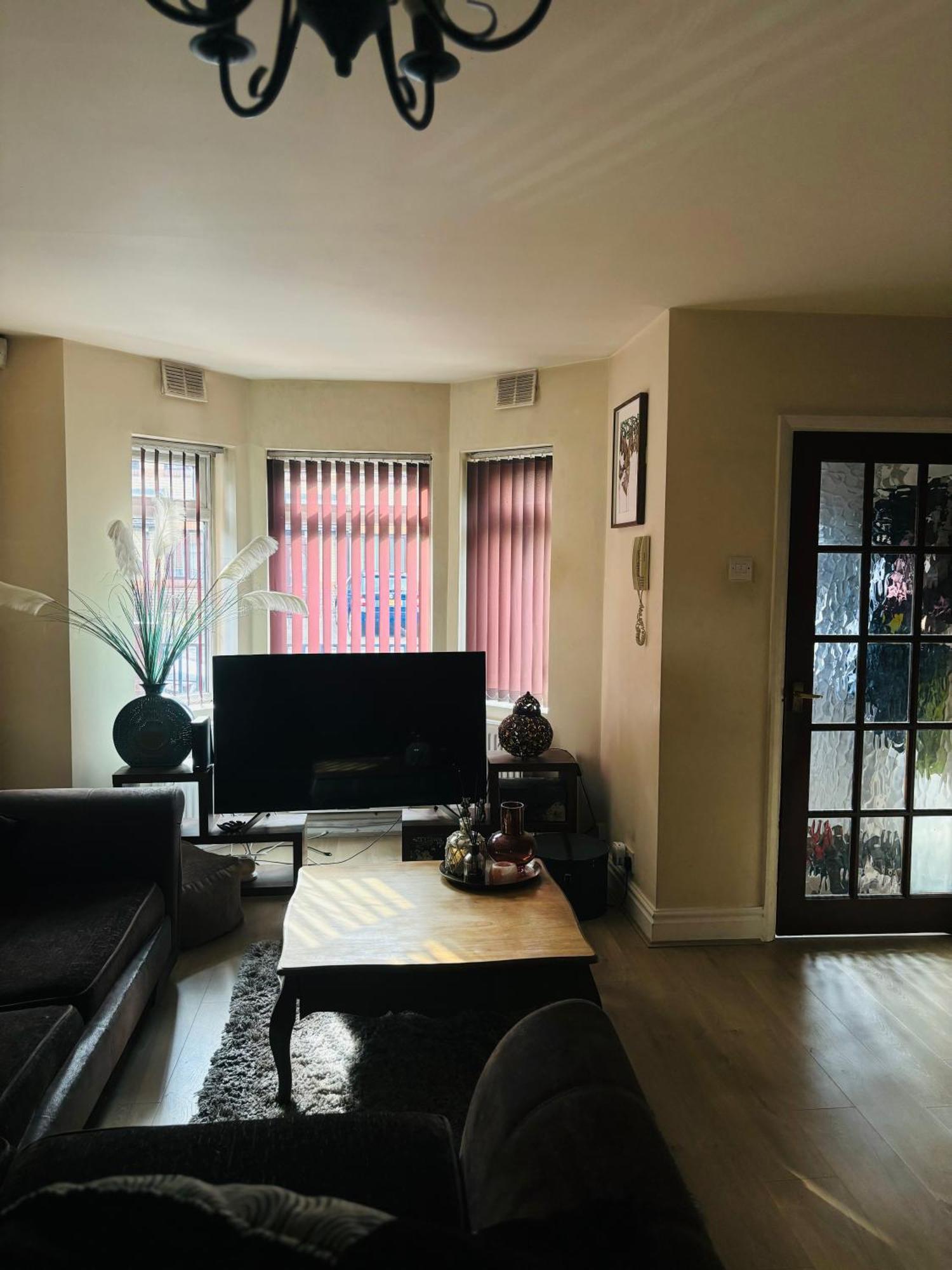 City Airport Serviced House * Londra