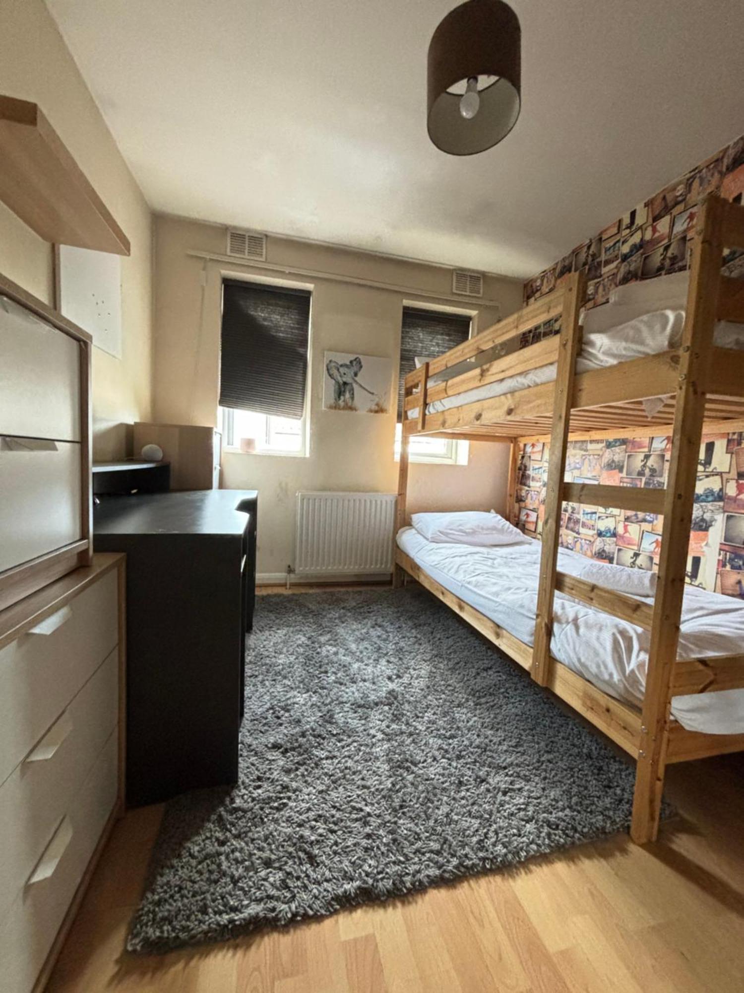 City Airport Serviced House Casa vacanze