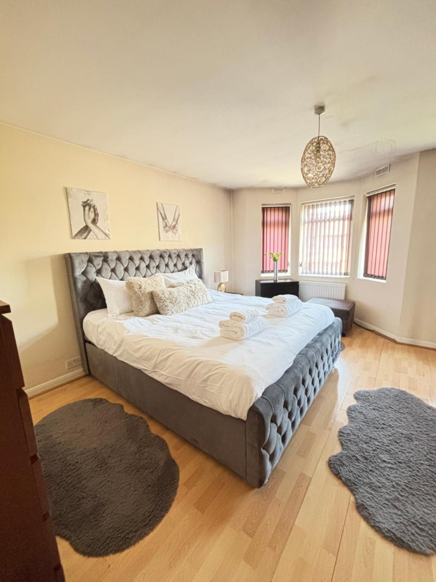 Casa vacanze City Airport Serviced House
