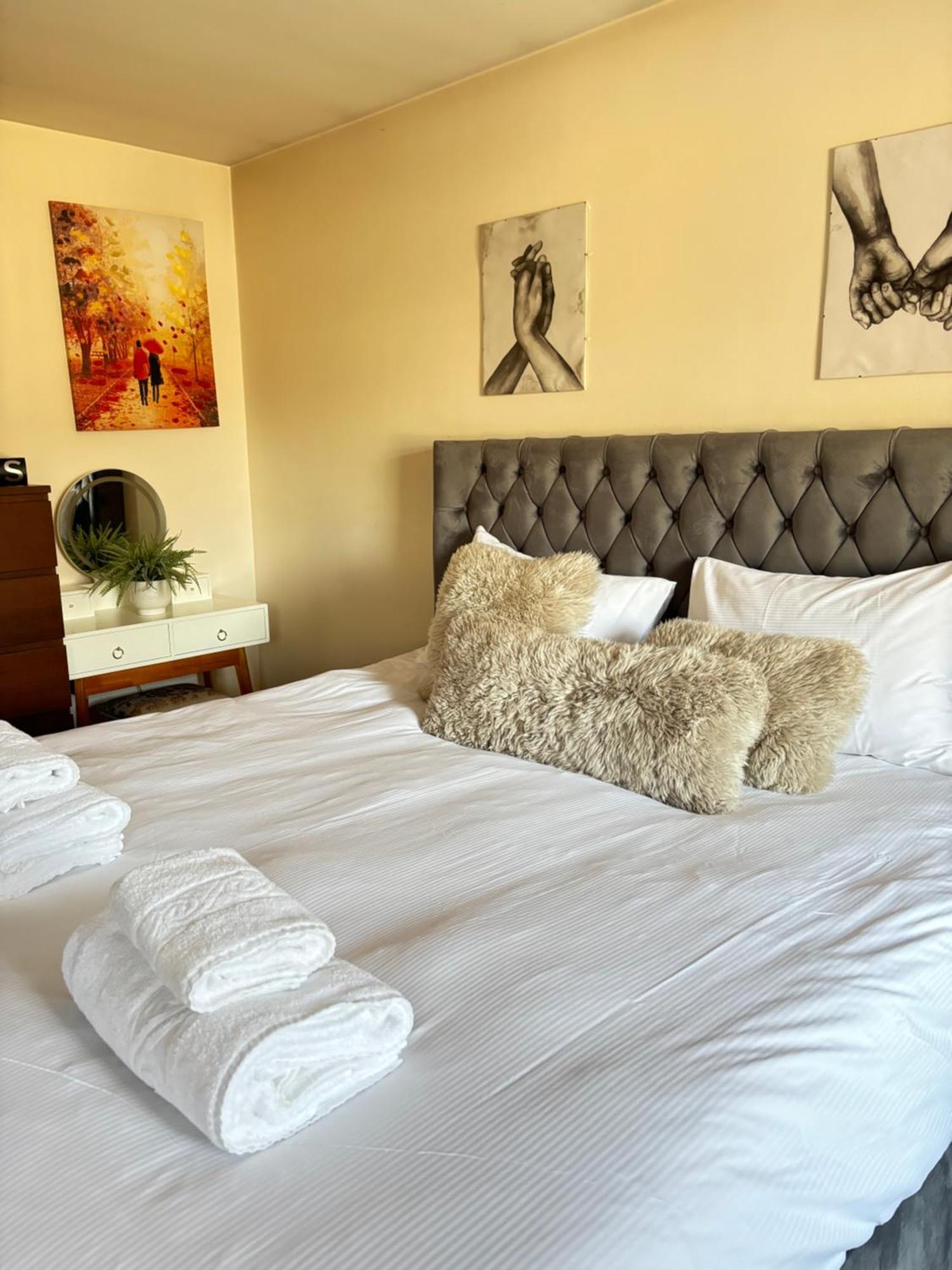 City Airport Serviced House Londra